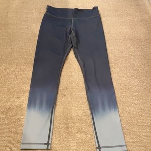 Vie Active workout leggings